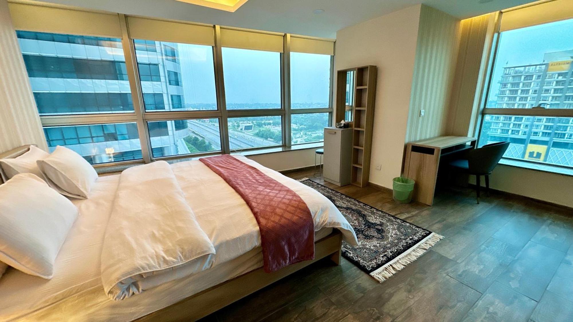 Centaurus Apartment 이슬라마바드 외부 사진